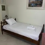 Miranda's & Holiday home Sarande