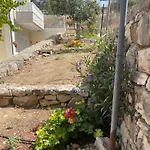 Miranda's & Holiday home Sarande
