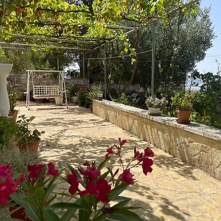 Miranda's & Holiday home