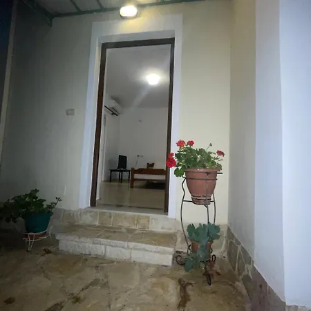 Holiday home Miranda's & Sarande