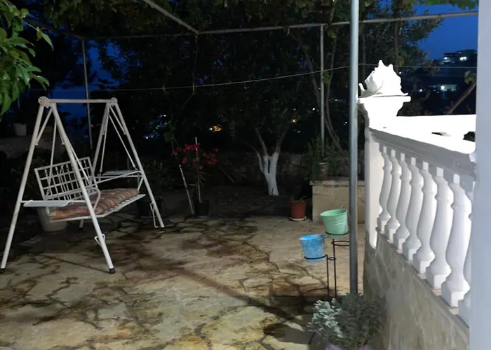 Miranda's & Holiday home *